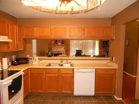 5th image of 7709 Waxwing Cir W