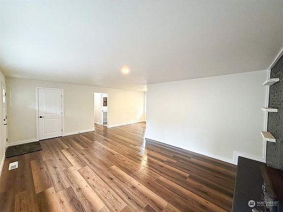 3rd image of 10315 Lyris Court SW