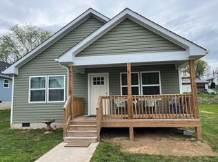 901 Fairfax Ave, Waynesboro, VA 22980