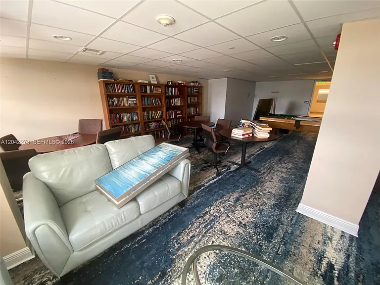 531 N Ocean #611 — Photo 11