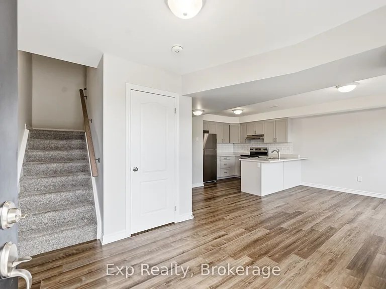 470 Lonsberry Dr #508 — Photo 4
