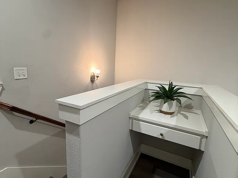 2248 W Moore Ln — Photo 14