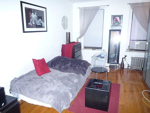 5th image of 324 E 48th St APT 14