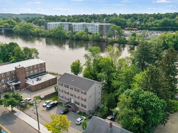 226-226 W River St #5, Haverhill, MA 01832