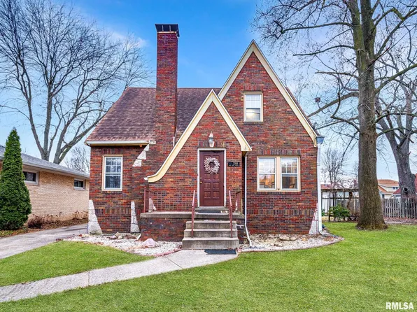 2208 W Moss Ave, Peoria, IL 61604