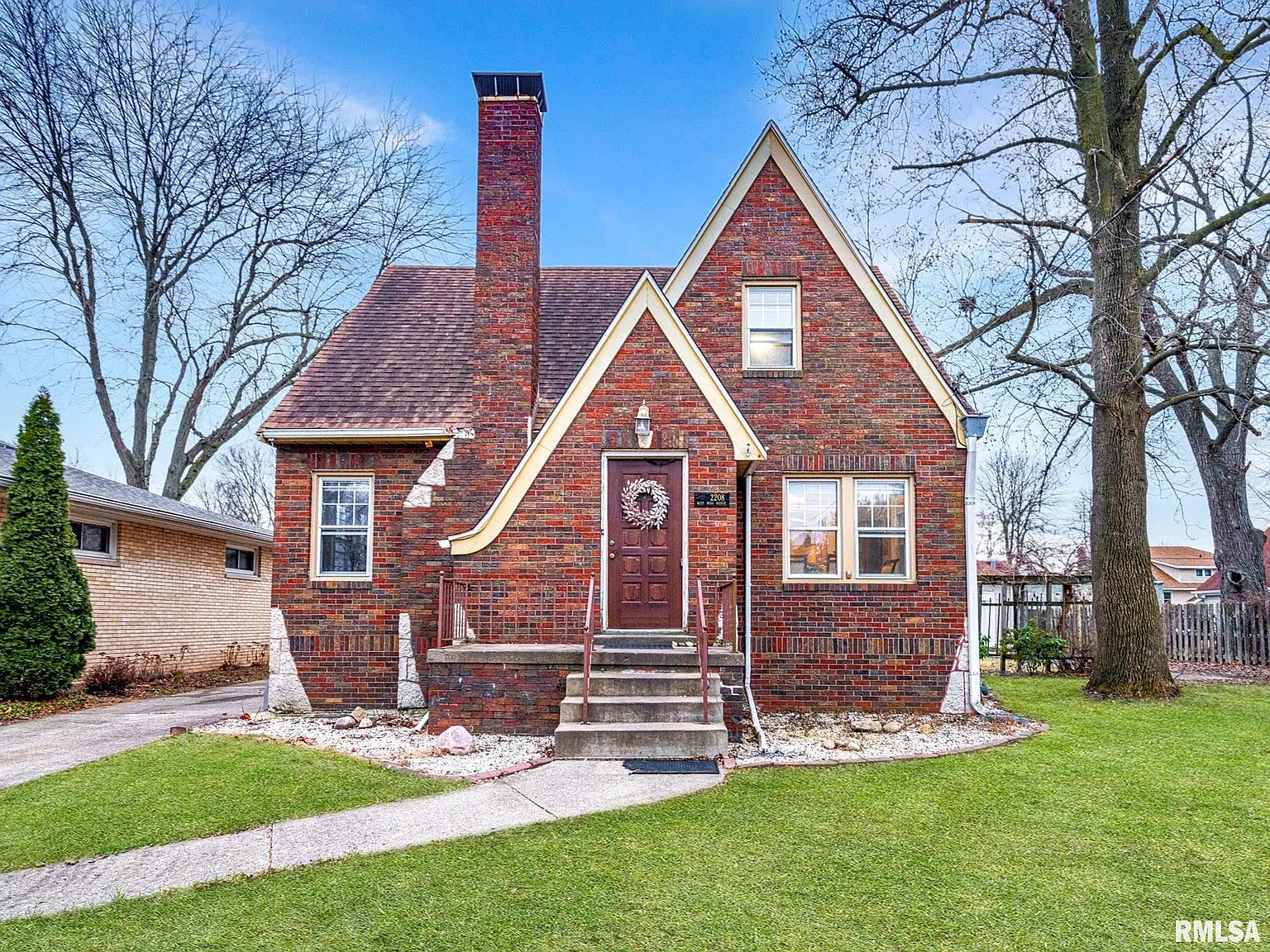 2208 W Moss Ave photo 1