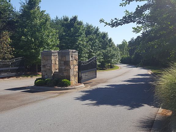 3rd image of James Plantation Dr Lot 1