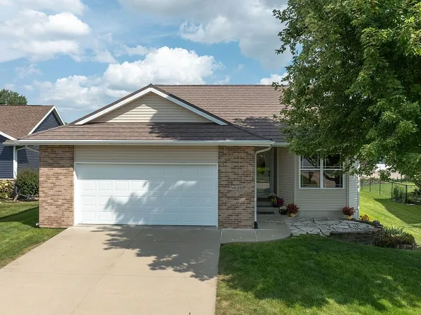 5820 Spring View Ct NE, Cedar Rapids, IA 52411