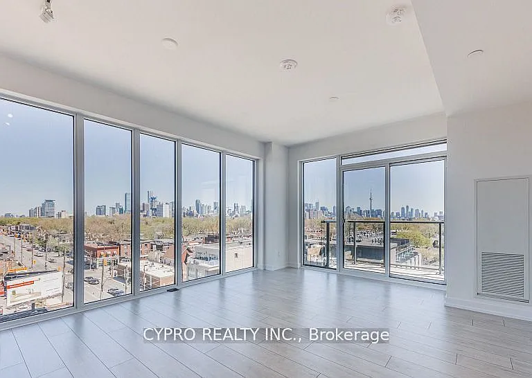 500 Dupont St #616 — Photo 7