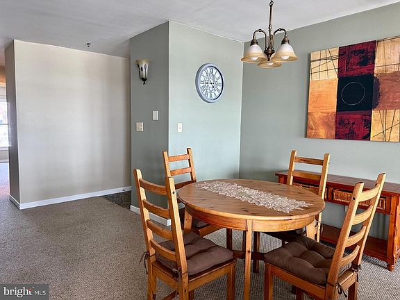 2nd image of 5213 Le Parc Dr APT 7