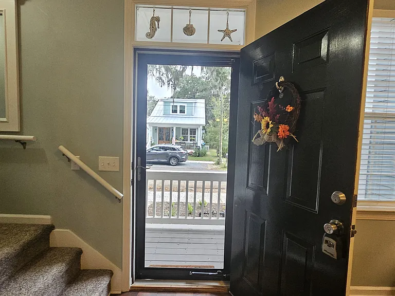FRONT DOOR