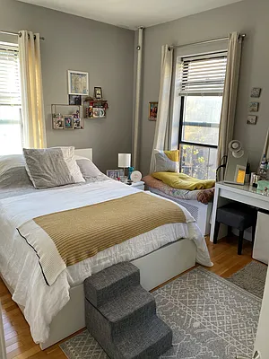 Rented by Compass | media 9