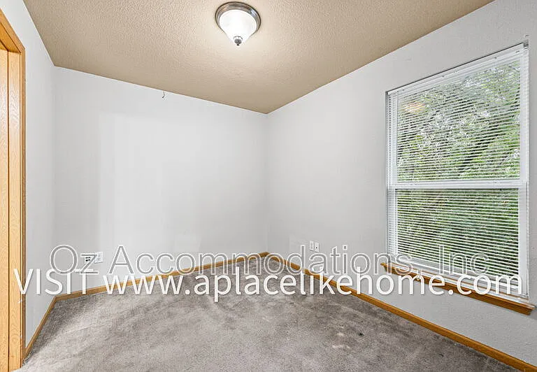 3300 N 103rd Pl — Photo 25