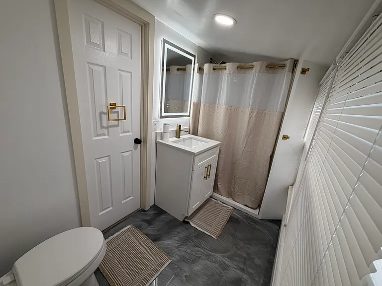 15 Central Ave — Photo 9