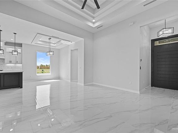 5th image of 2214 Piedra Ave N