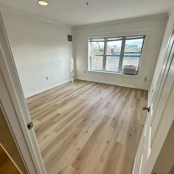 120 Mountfort St #404B — Photo 1