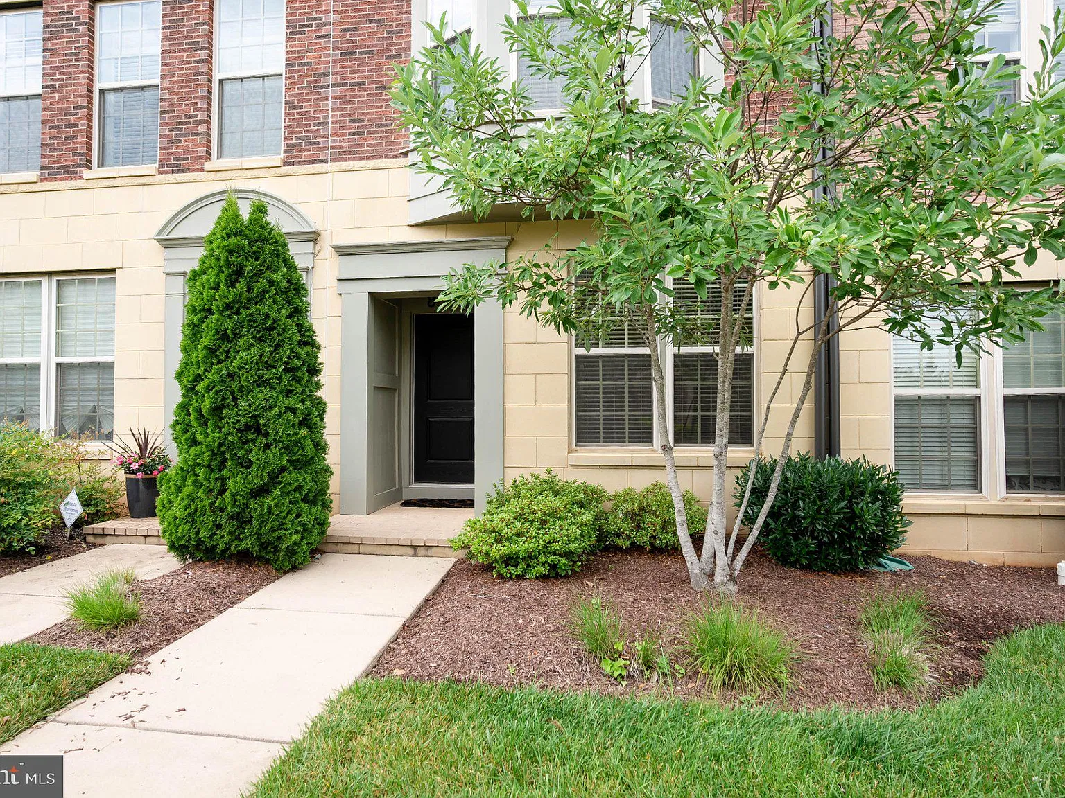 Potomac Overlook Condo — Photo 3
