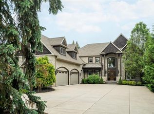 5713 E River Rd, Grand Island, NY 14072