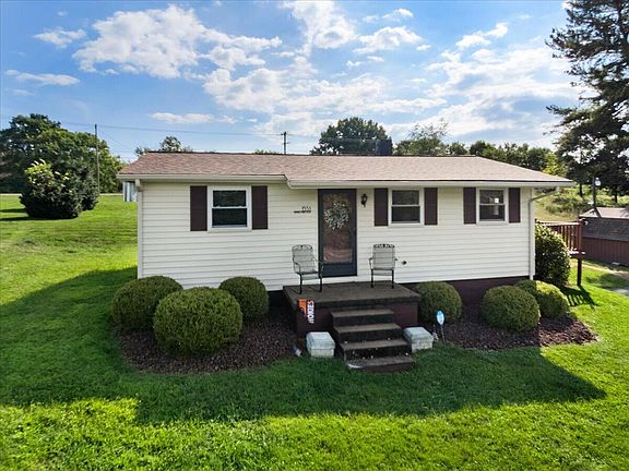 4th image of 1551 Peppers Ferry Rd