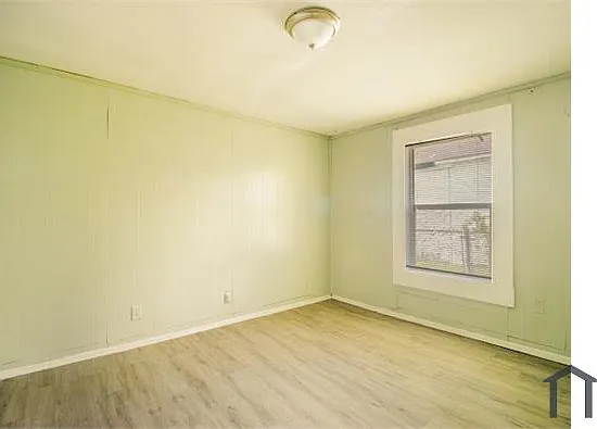 4400 43rd St N — Photo 2
