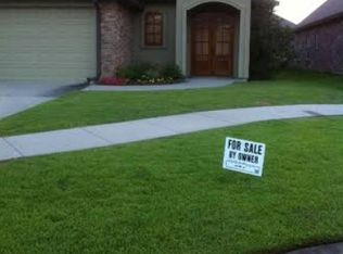 4029 Water Oak Dr, Zachary, LA 70791