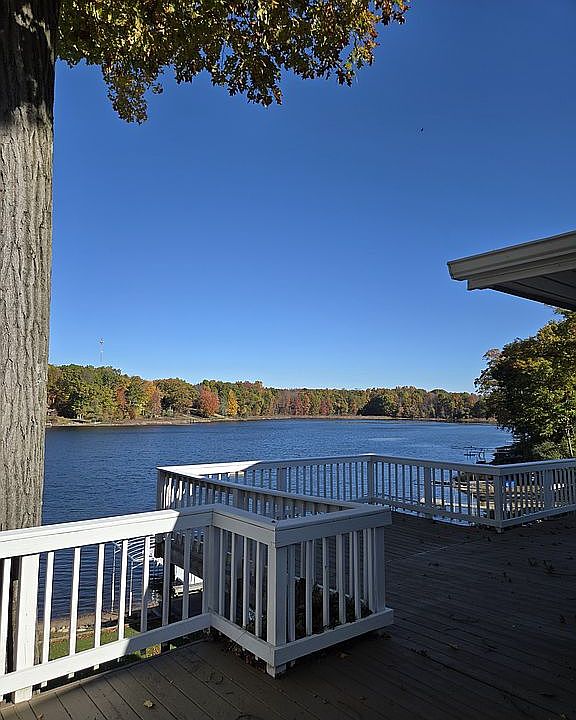 1st image of 630 Lake #21