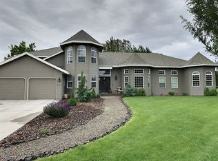 3702 Diamond Lake Ct, West Richland, WA 99353