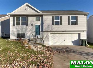 14610 Knudsen St, Bennington, NE 68007
