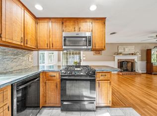 19 Seth Parker Rd, Centerville, MA 02632