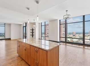 201 S 11th St Unit 1700, Minneapolis, MN 55403
