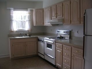 2nd image of 3004 Chelmsford Ln