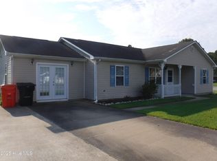 1001 Sundown Dr, Elizabeth City, NC 27909