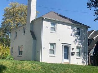 1467 Drayton Ln, Wynnewood, PA 19096