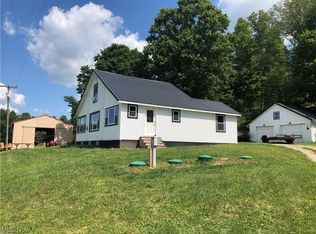 9240 Mantle Rd NE, East Rochester, OH 44625