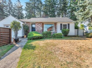10018 NE Prescott St, Portland, OR 97220