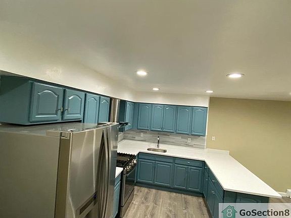 2nd image of 1029 Trinity Ave Floor 3