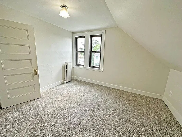 16 Francis St #3