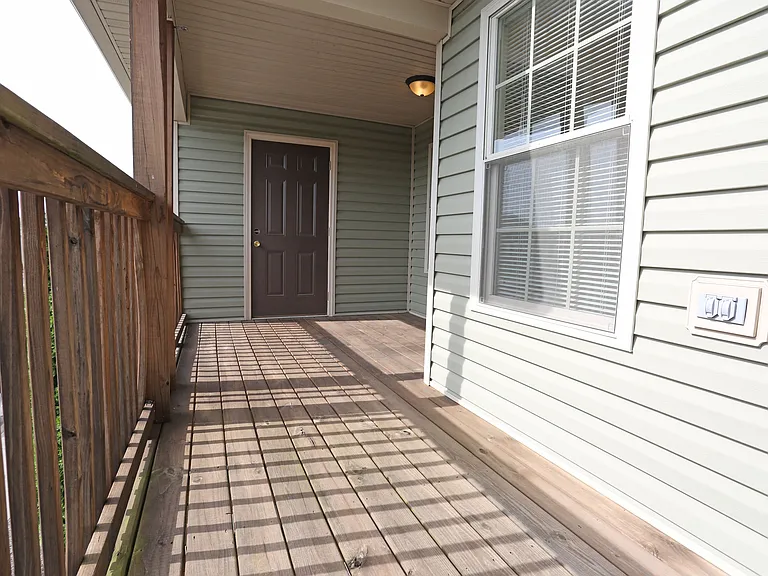 Ty Lane Apartments — Photo 14