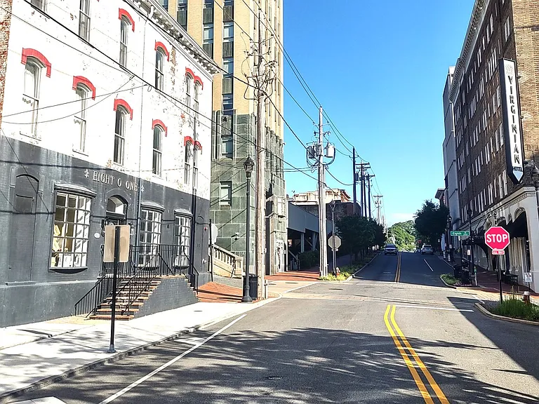 801 Church St — Photo 16