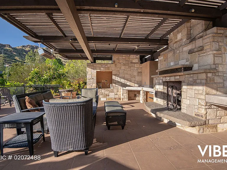 1650 Mesa Ridge Ave — Photo 44