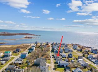 19 Channel St, Mattapoisett, MA 02739