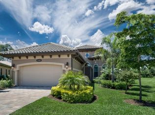 7339 Lantana Cir, Naples, FL 34119