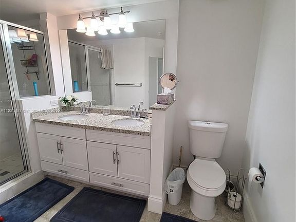 4th image of 17100 N Bay Rd APT 1307