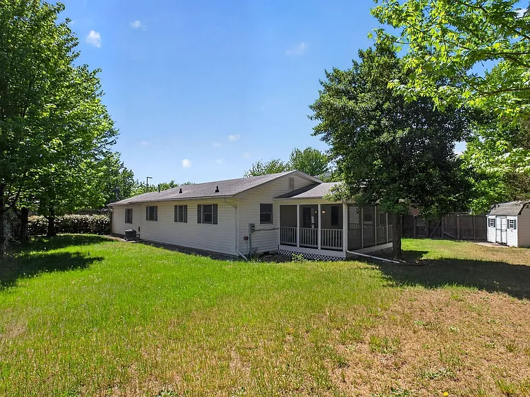 21909 Pegg Rd — Photo 2