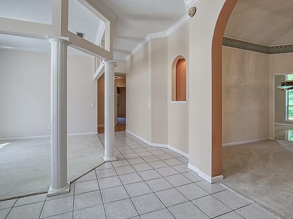 4th image of 8706 Autumn Green Dr