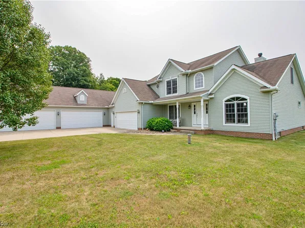 11700 Genet Dr, Doylestown, OH 44230