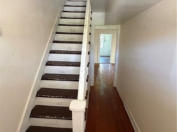 2nd image of 3210 Q St