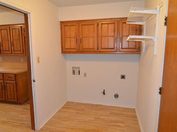 4th image of 9405 Dove Meadow Dr