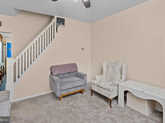 5th image of 414 Franklin St