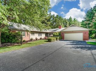 1021 Woodworth Dr, Findlay, OH 45840